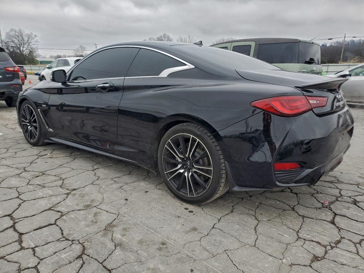 2018 Infiniti Q60 Luxe 300 - Фото 2