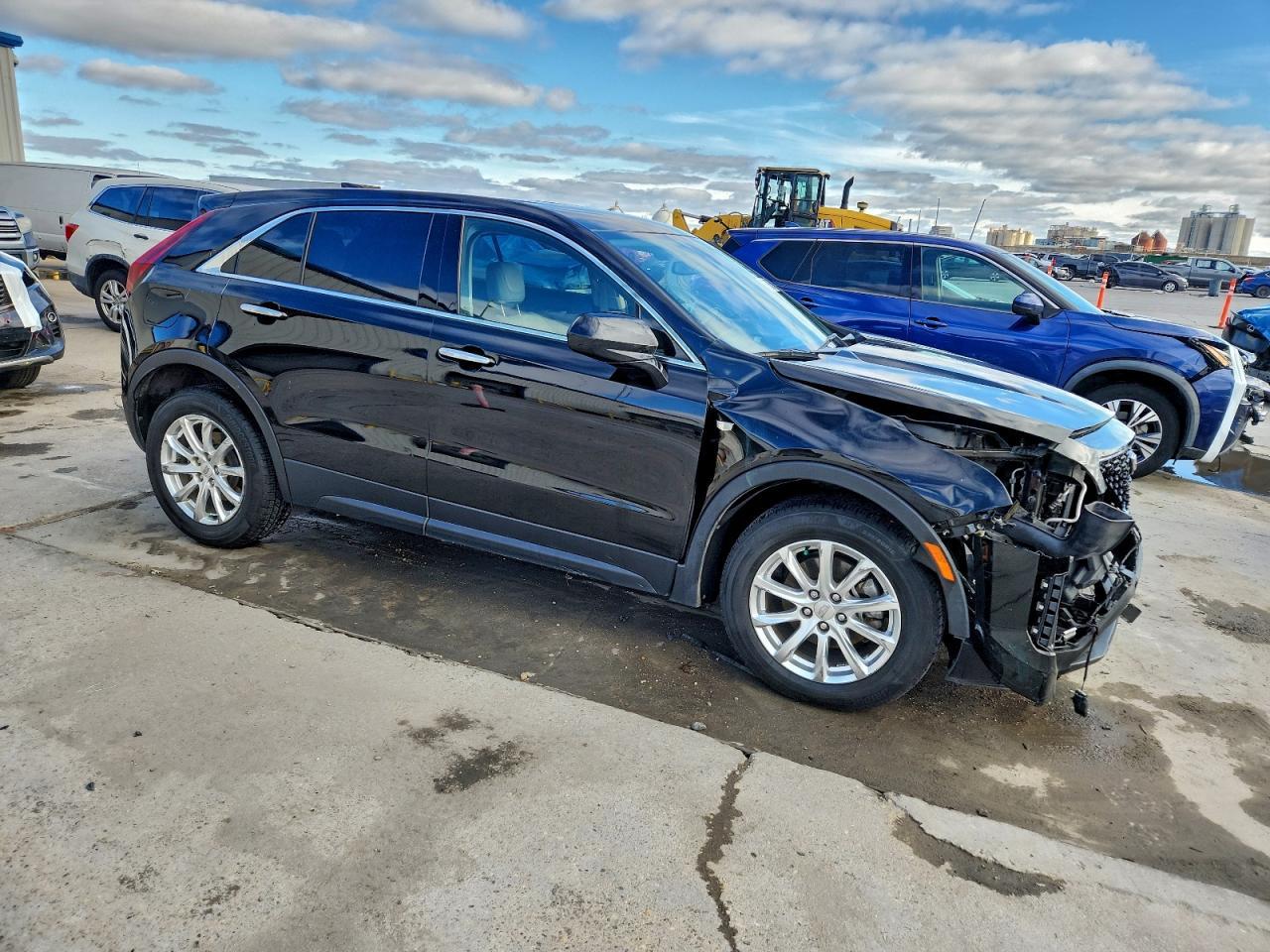 2019 Cadillac Xt4 Luxury - Image 4