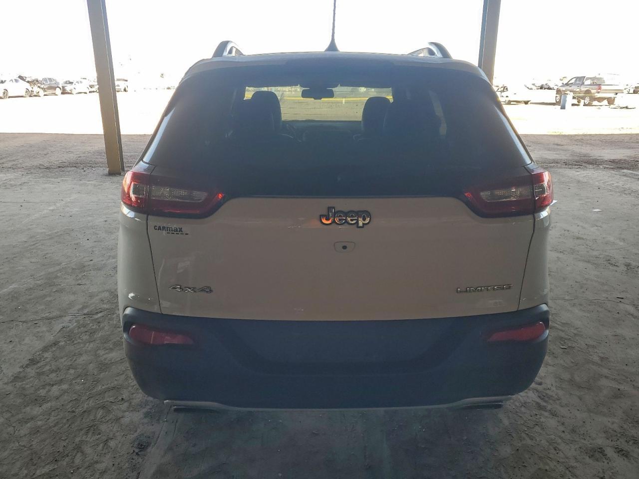 2017 Jeep Cherokee Limited - Image 6