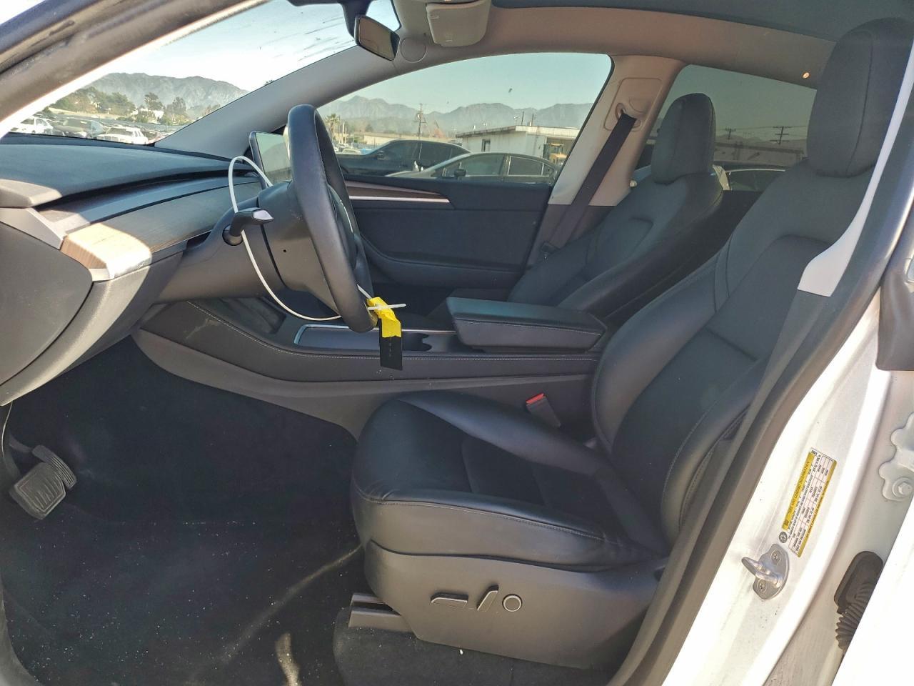 2023 Tesla Model Y - Фото 7