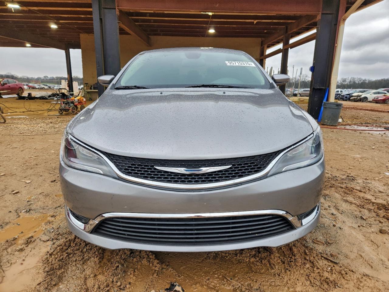 2016 Chrysler 200 Limited - Image 5