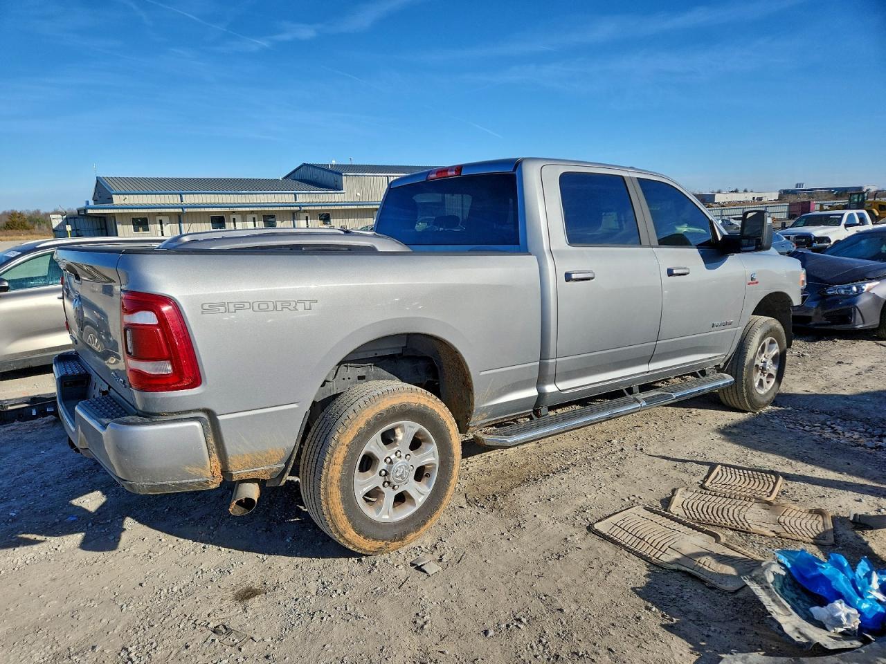 2024 Ram 2500 Big Horn - Image 3