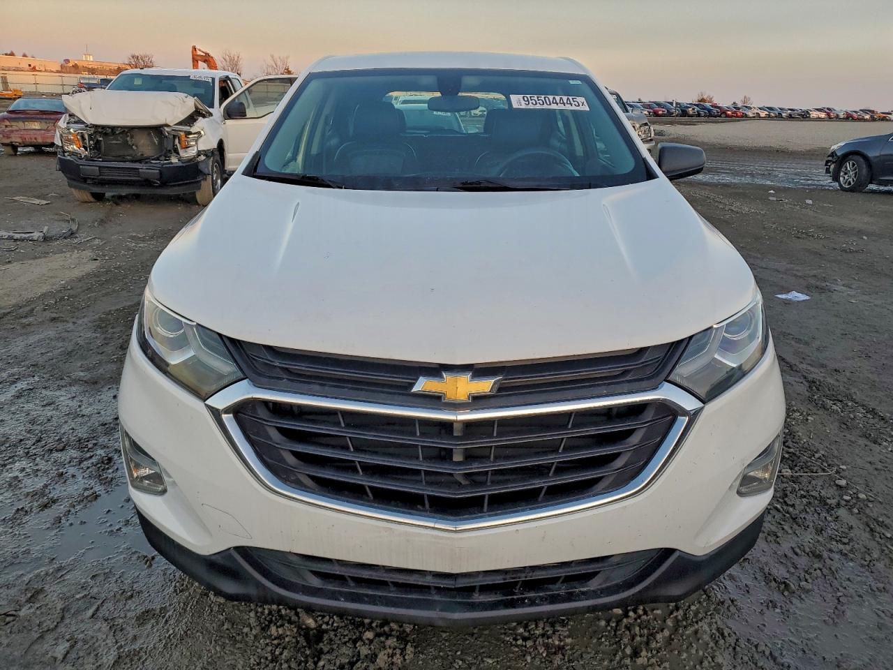2018 Chevrolet Equinox Ls - Фото 5