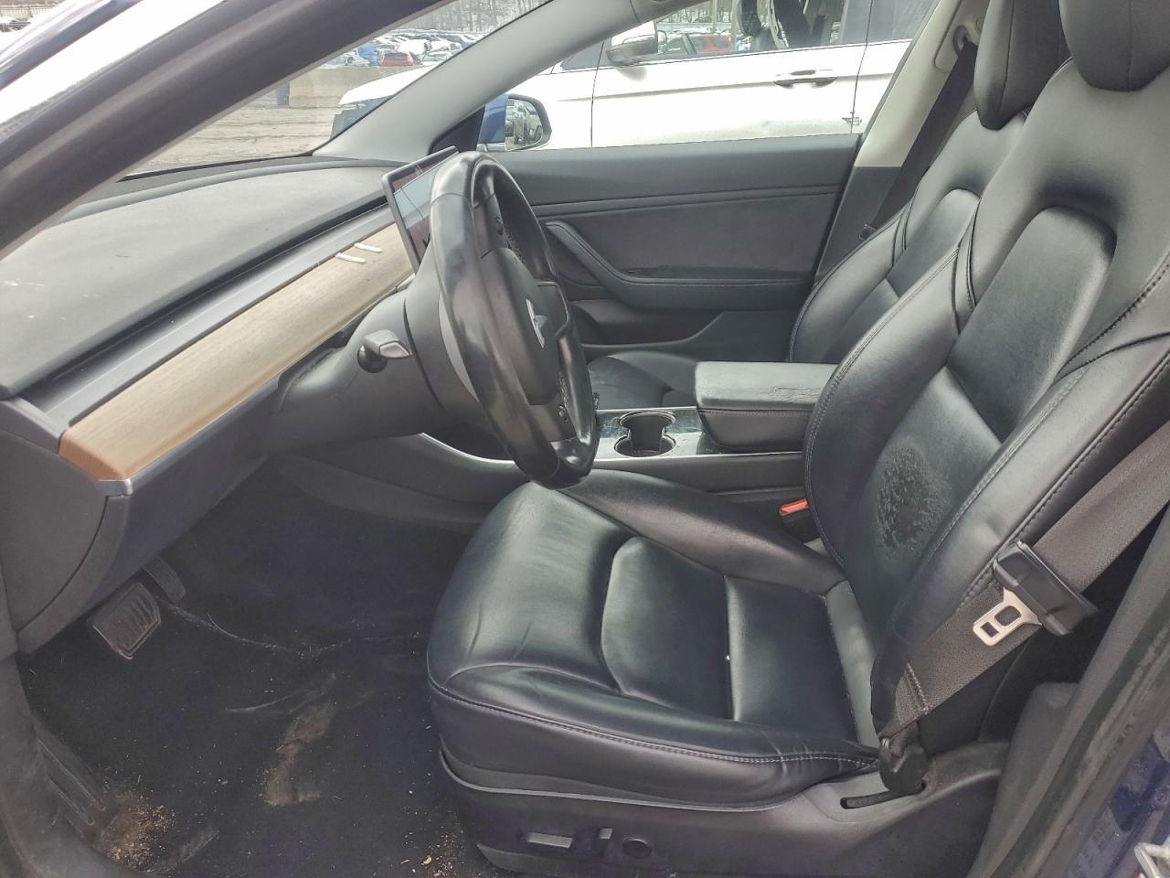 2018 Tesla Model 3 - Image 7