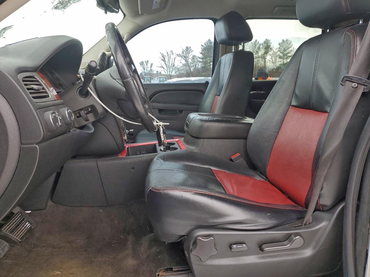 2010 Chevrolet Suburban K1500 Lt - Фото 7