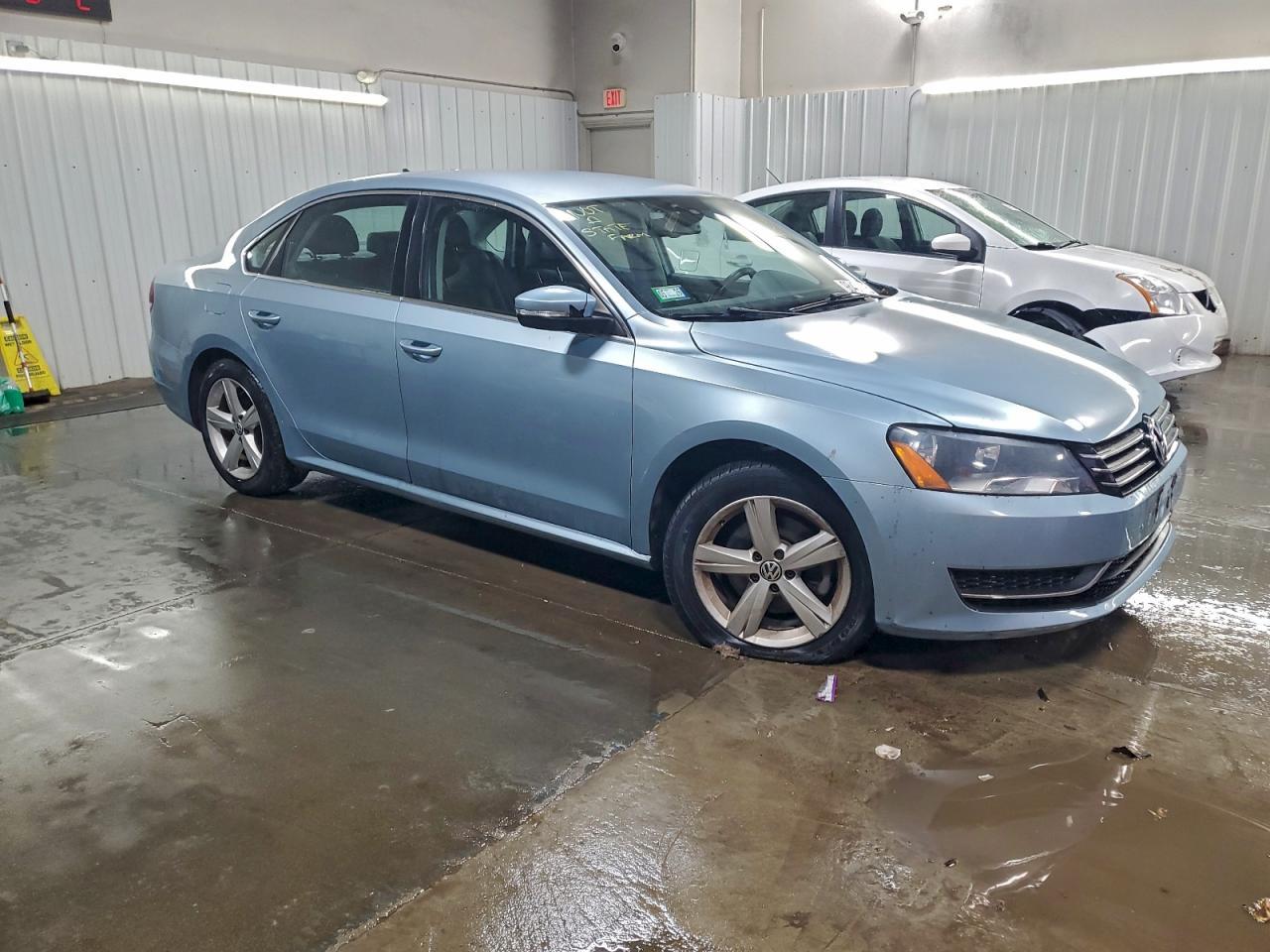 2013 Volkswagen Passat Se - Фото 4