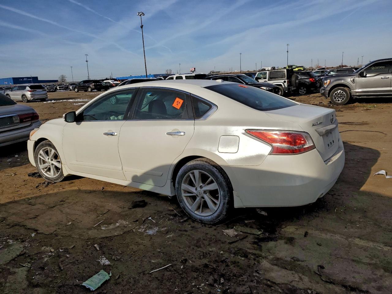 2014 Nissan Altima 2.5 - Image 2
