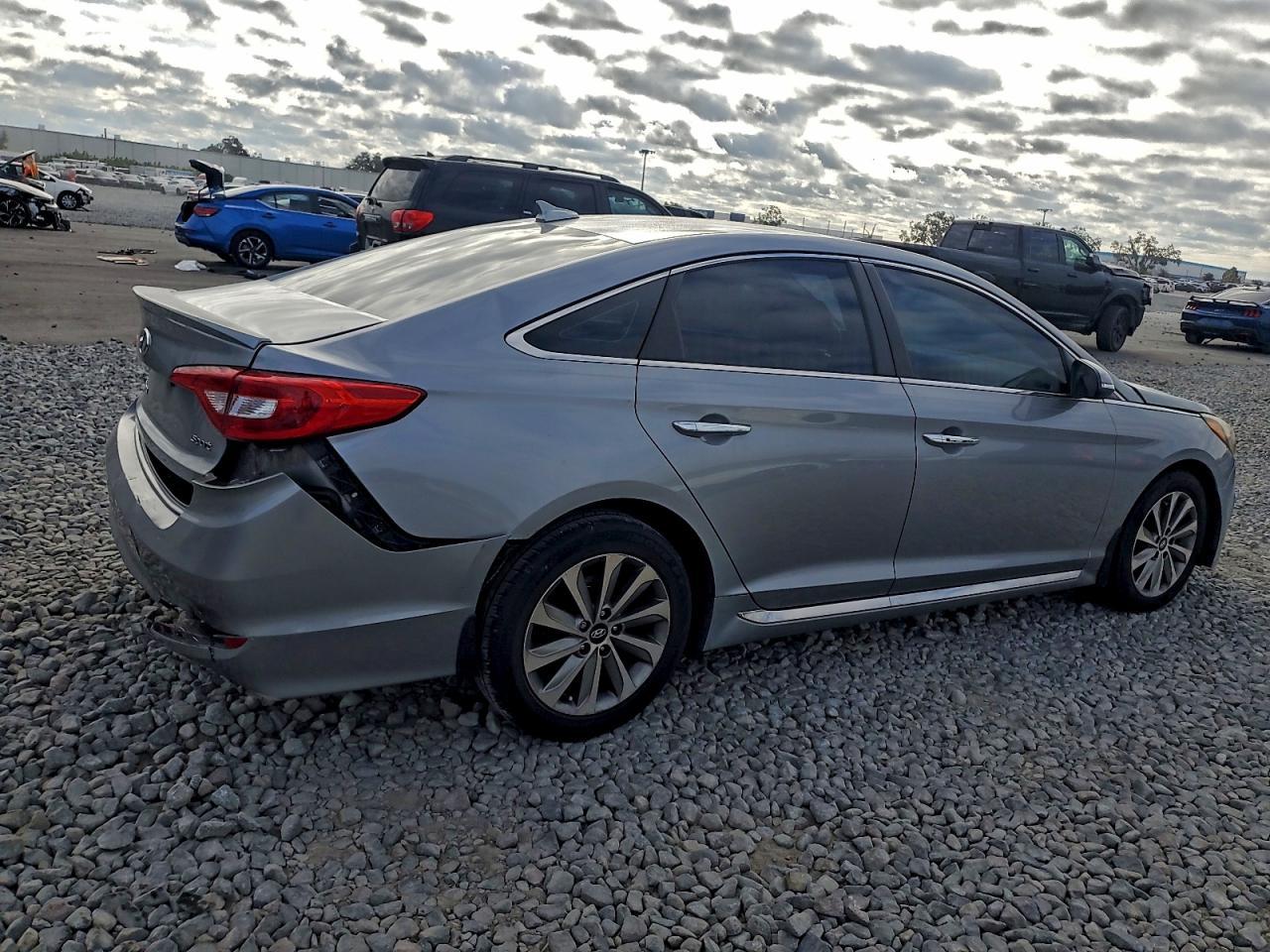 2016 Hyundai Sonata Sport - Фото 3