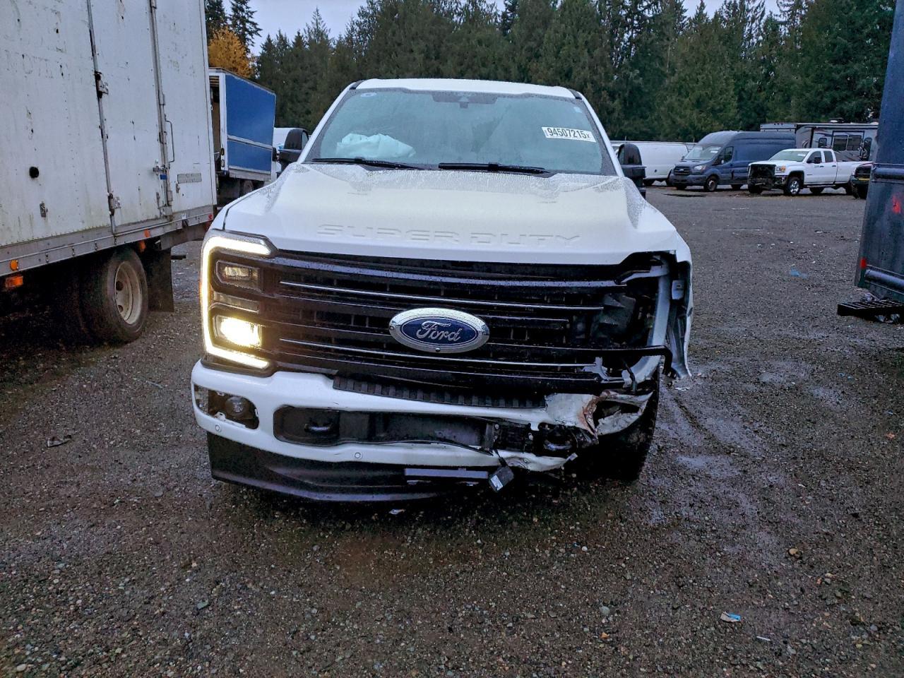 2025 Ford F350 Super Duty - Фото 5