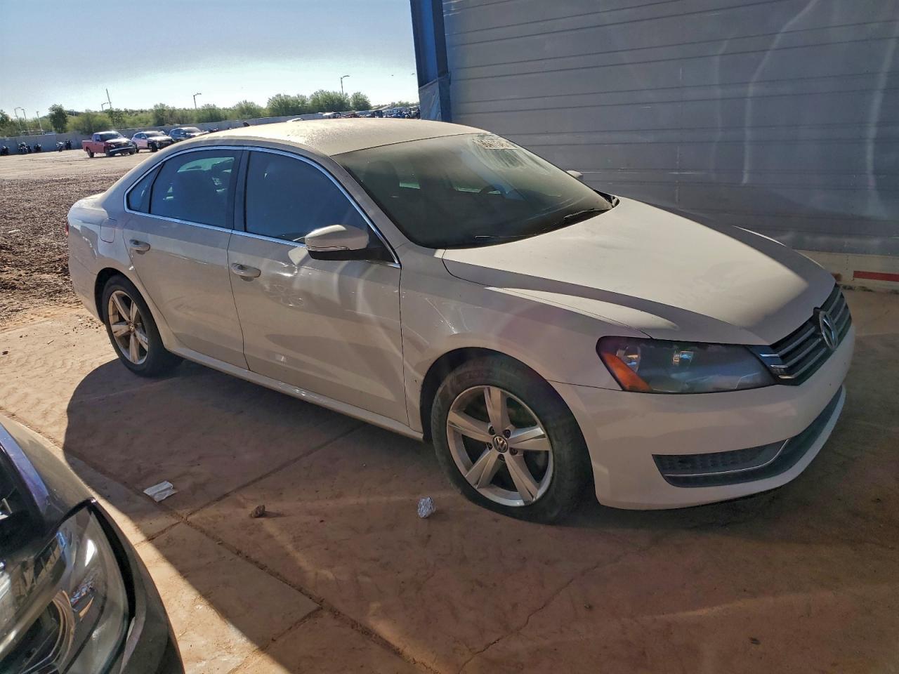 2012 Volkswagen Passat - Фото 4