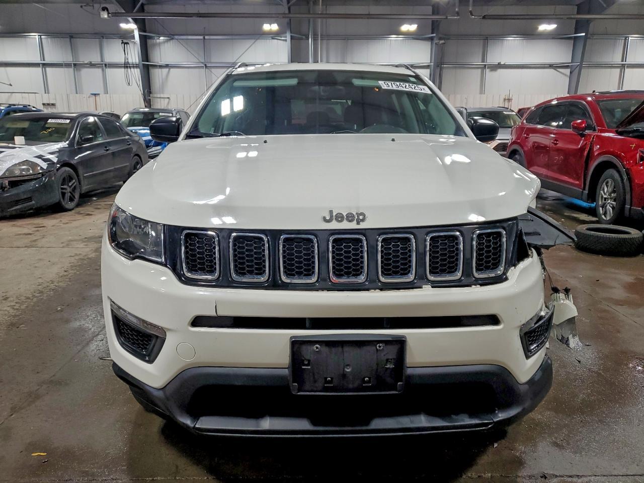 2017 Jeep Compass Sport - Фото 5