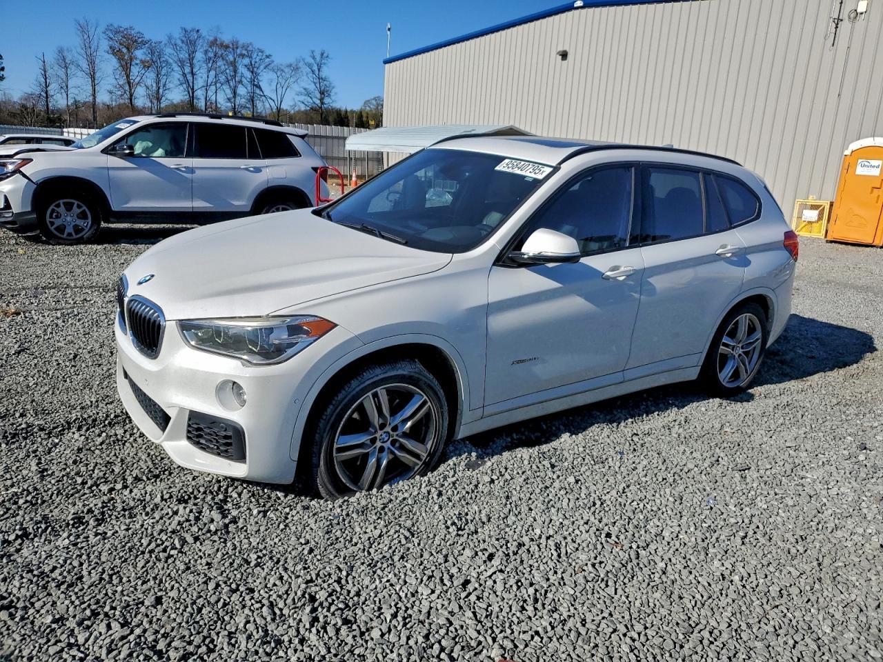 2016 BMW Motorrad X1 xDrive28I