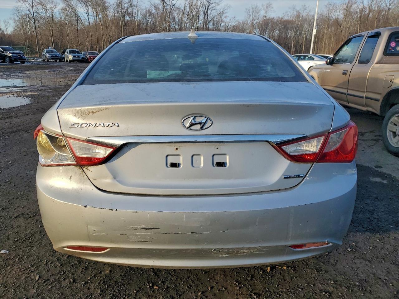 2011 Hyundai Sonata Se - Image 6