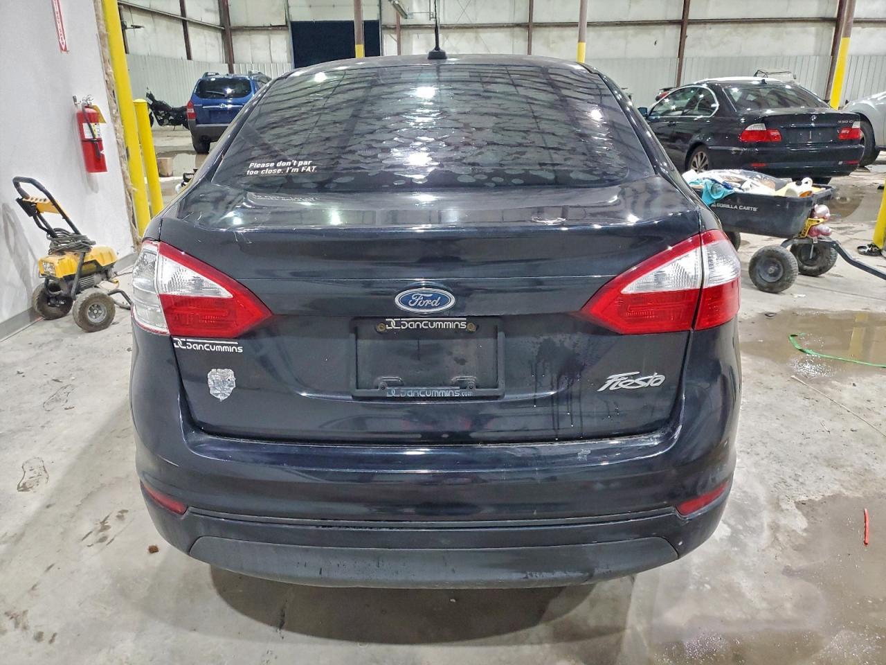 2015 Ford Fiesta S - Фото 6