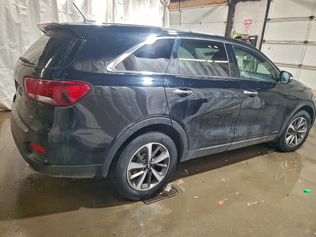2020 Kia Sorento S - Image 3