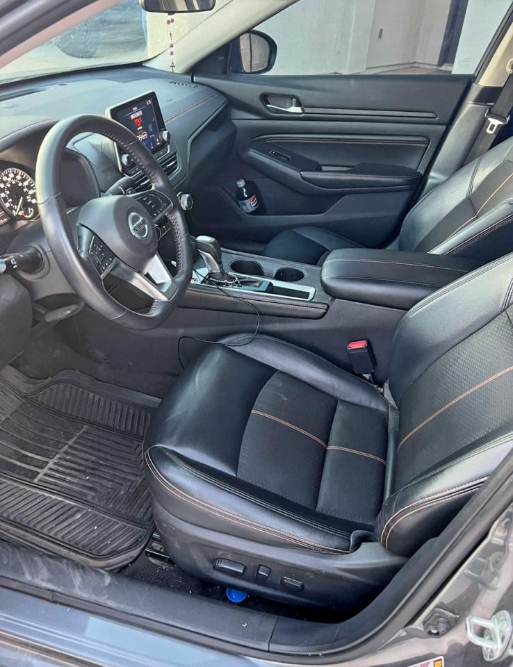 2022 Nissan Altima Sr - Image 5
