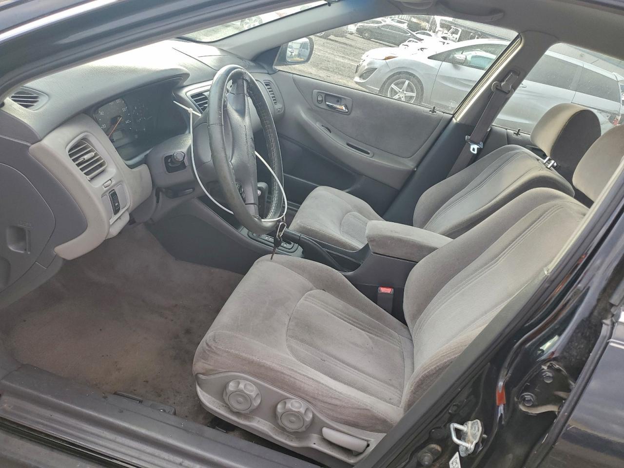 1999 Honda Accord Lx - Image 7