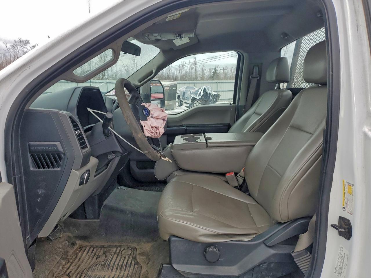 2017 Ford F250 Super Duty - Фото 7