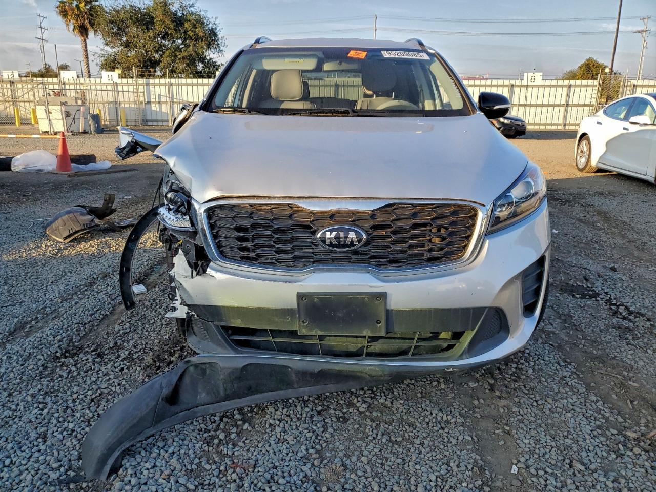 2019 Kia Sorento Lx - Фото 5