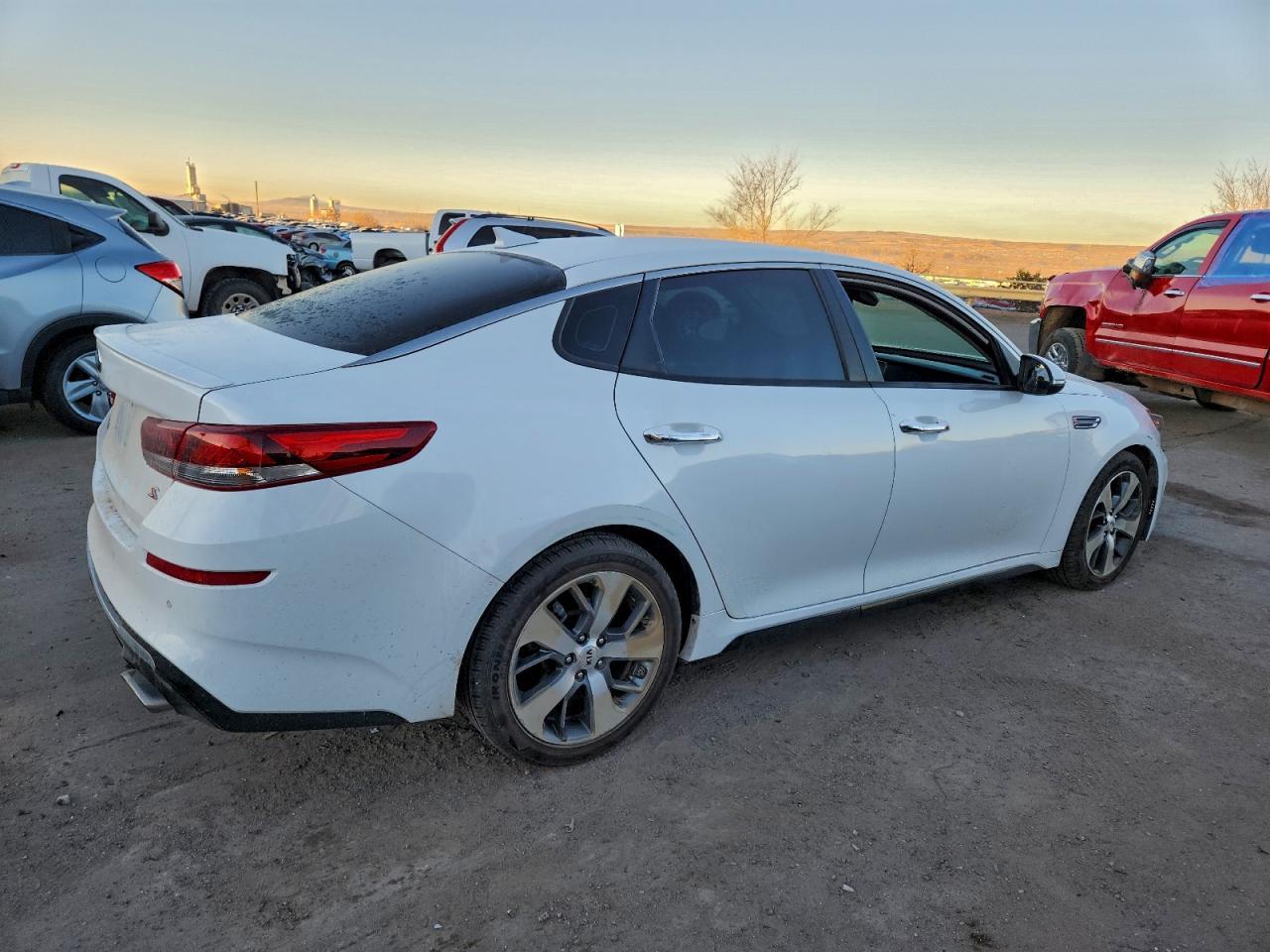 2019 Kia Optima Lx - Image 3