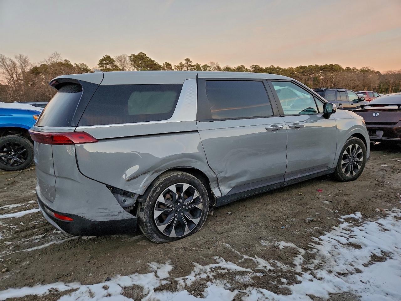 2024 Kia Carnival Ex - Фото 3