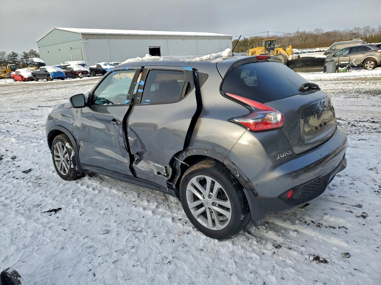 2016 Nissan Juke S - Image 2