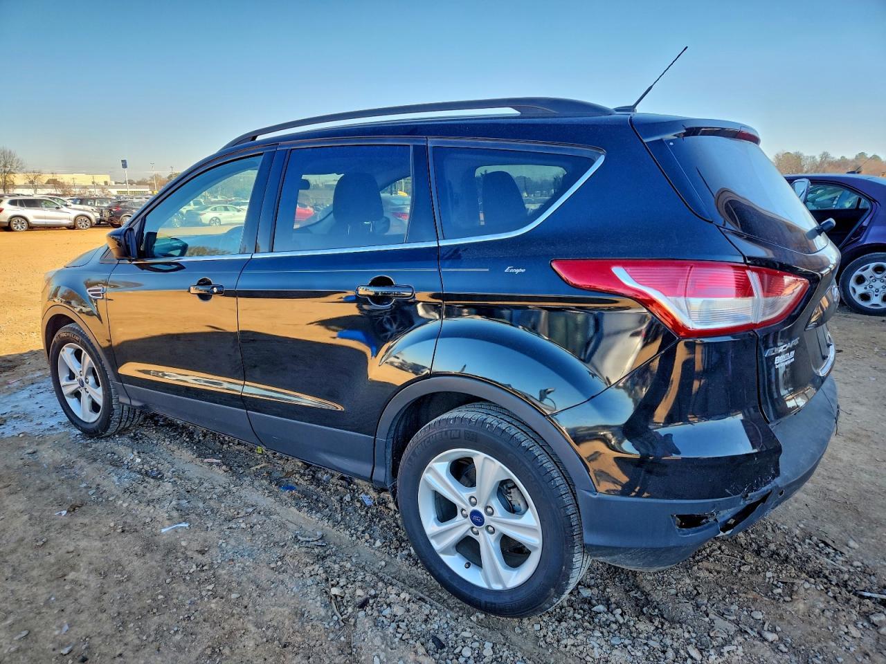 2016 Ford Escape Se - Фото 2