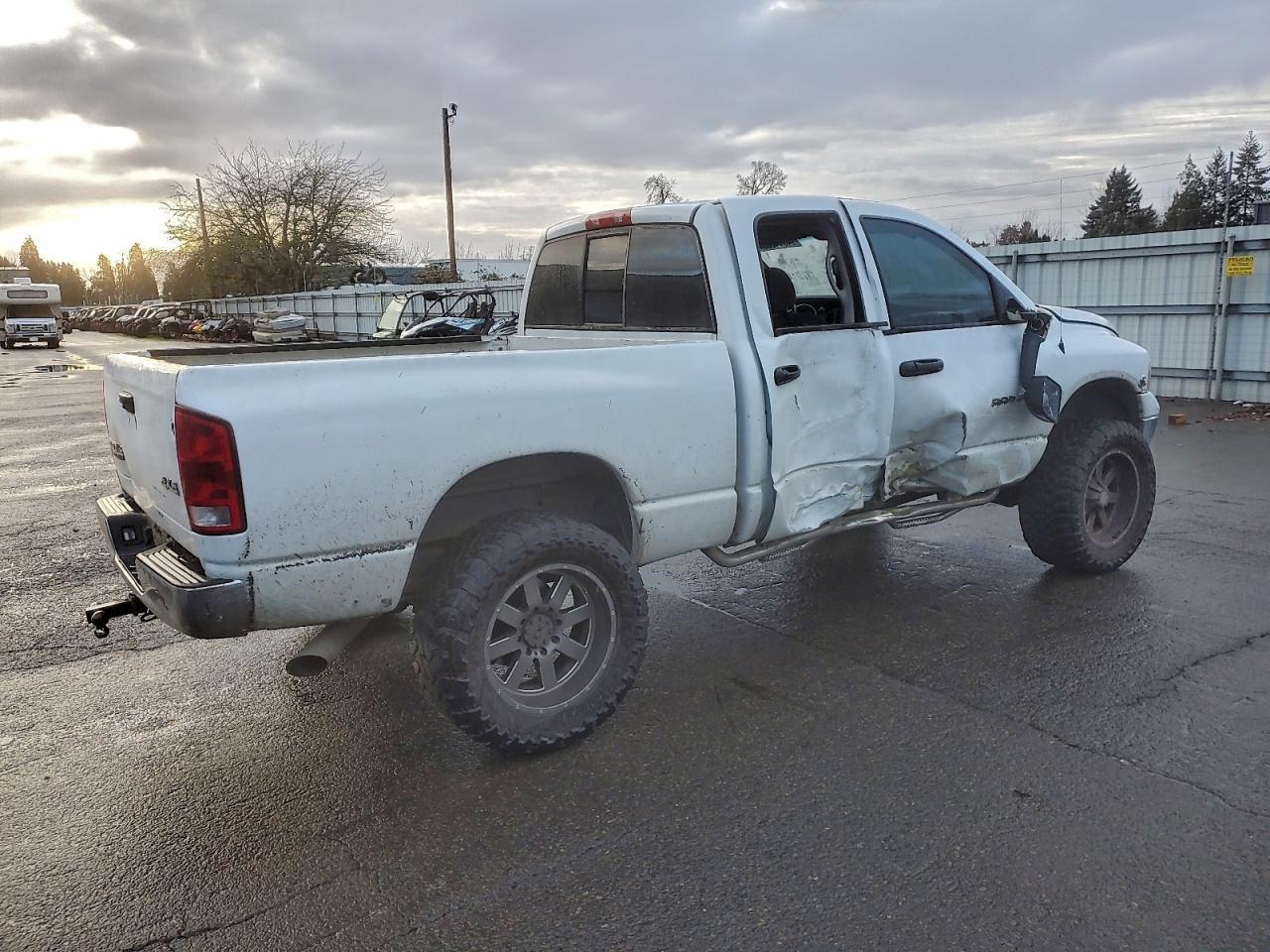 2004 Dodge Ram 2500 St - Фото 3