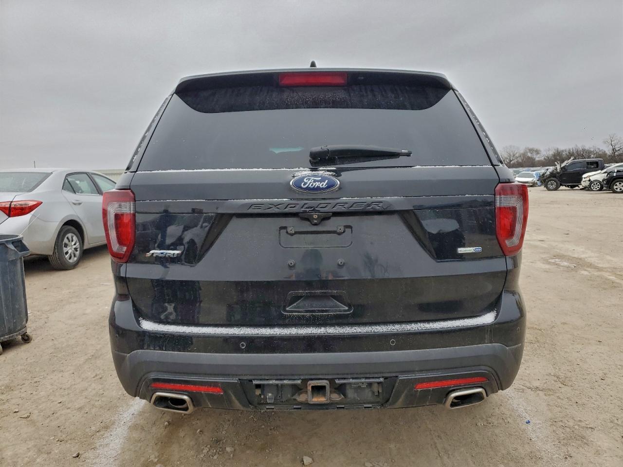 2016 Ford Explorer Sport - Image 6