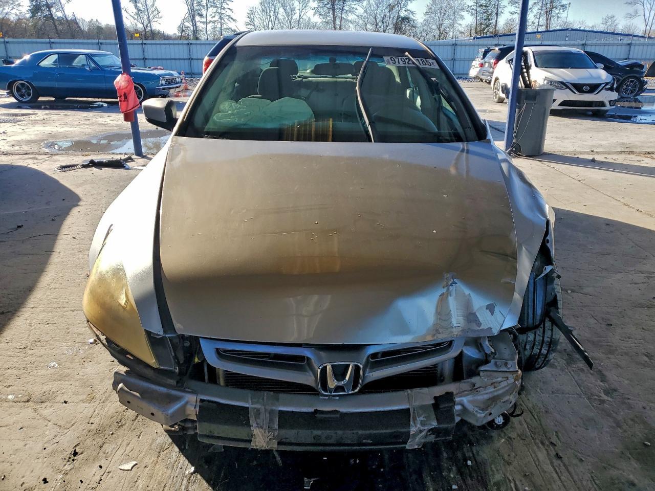 2004 Honda Accord Lx - Image 5