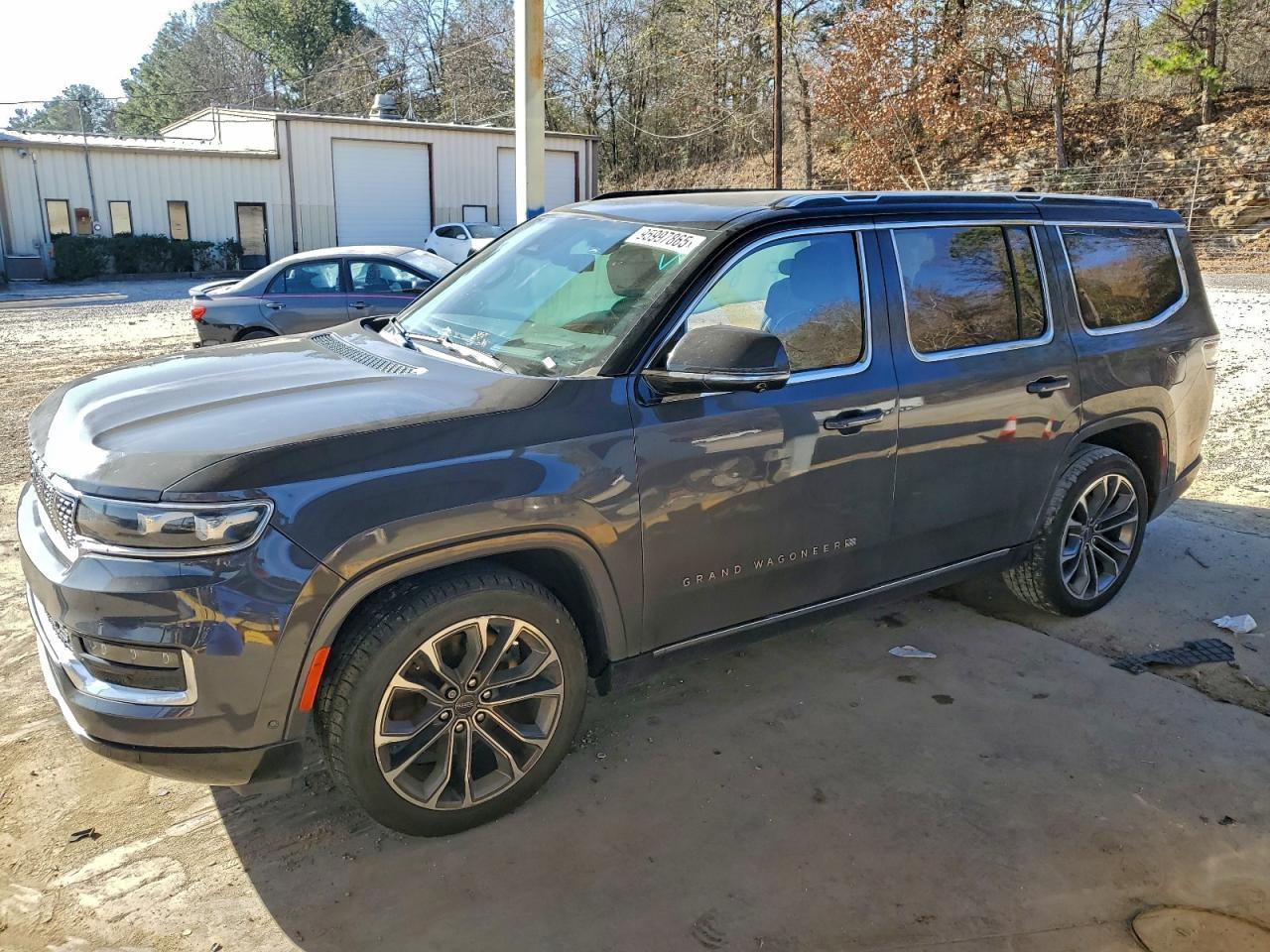 2022 Jeep Grand Wagoneer Series Iii