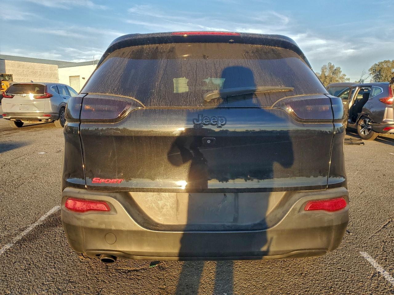 2016 Jeep Cherokee Sport - Фото 6