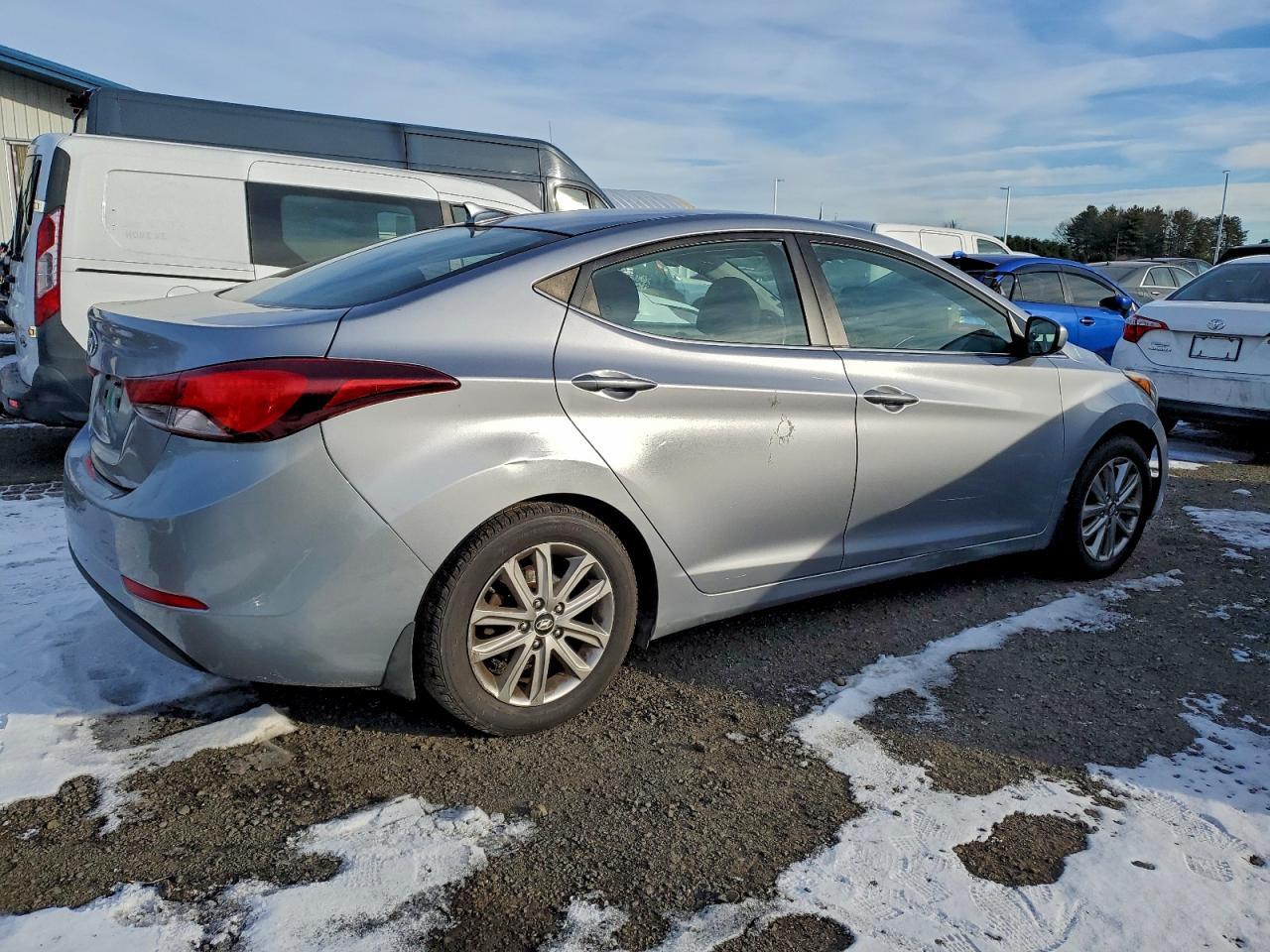 2015 Hyundai Elantra Se - Фото 3