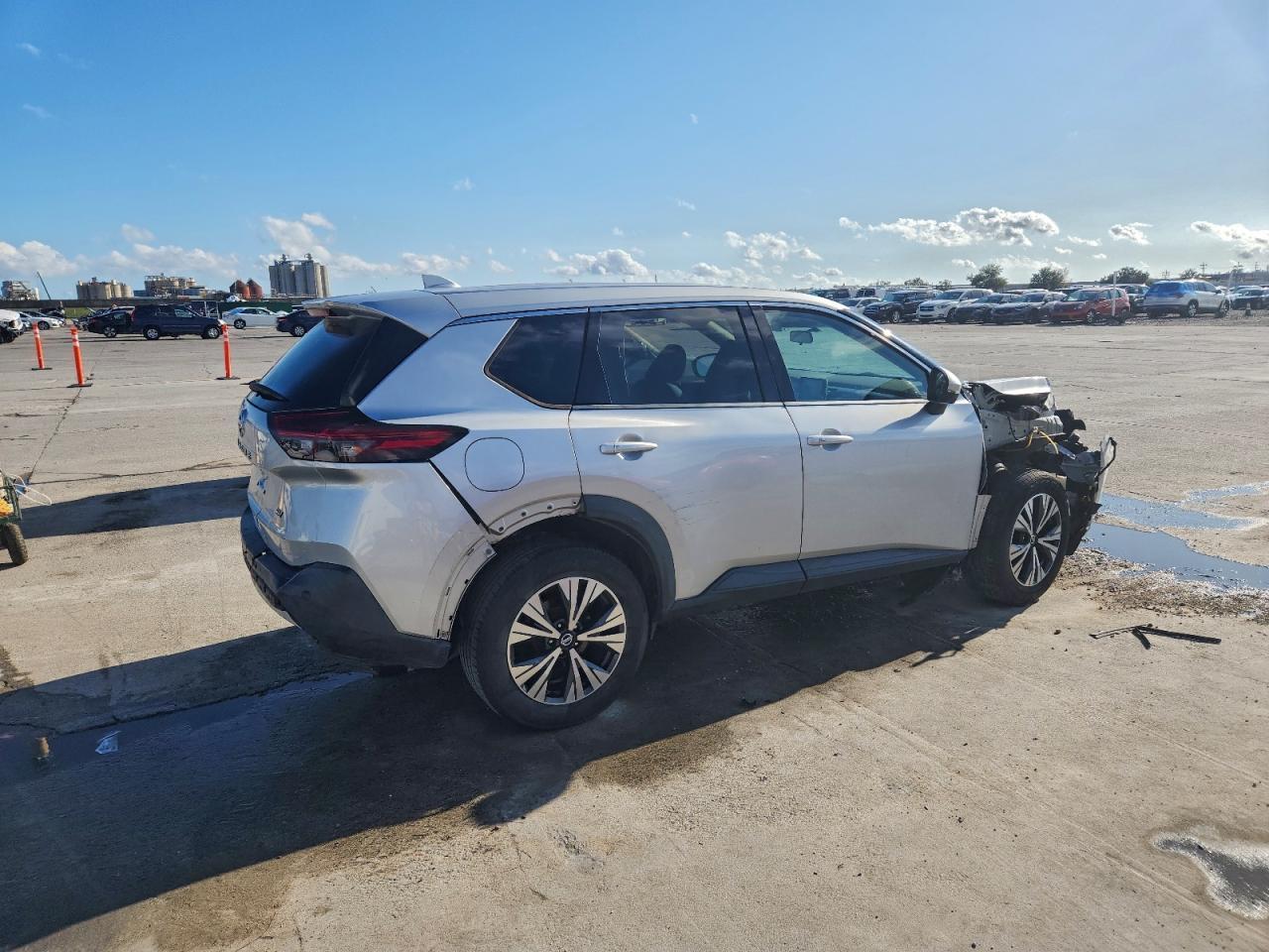 2021 Nissan Rogue Sv - Фото 3