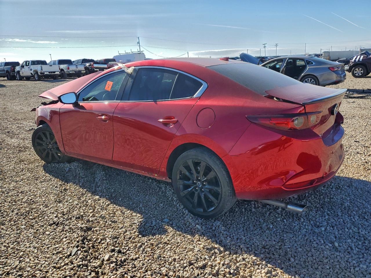 2023 Mazda 3 Premium Plus - Фото 2
