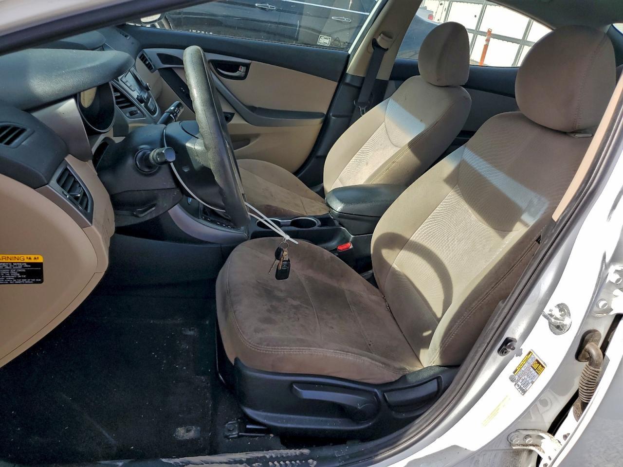 2016 Hyundai Elantra Se - Фото 7