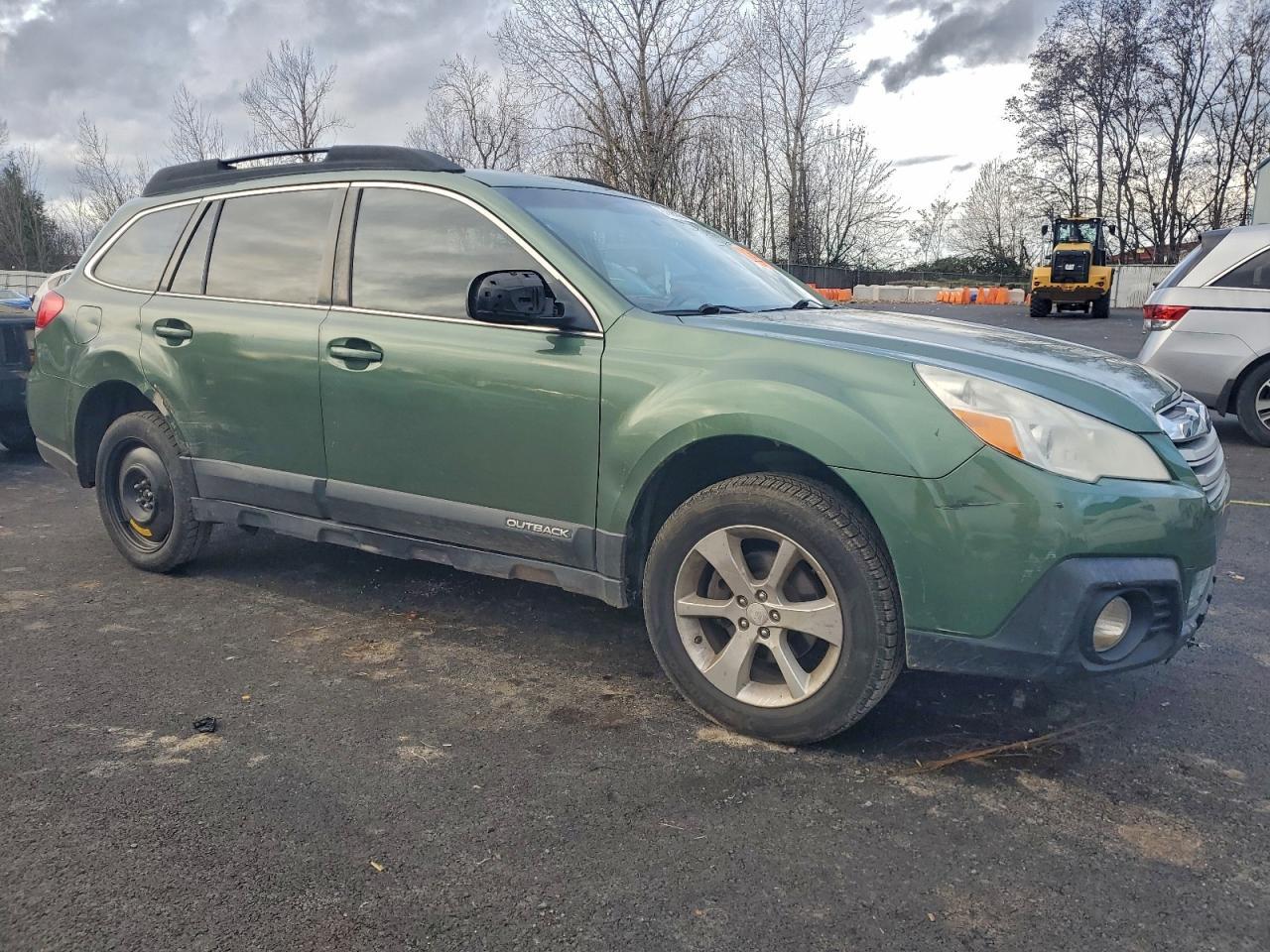 2014 Subaru Outback 2.5I - Image 4