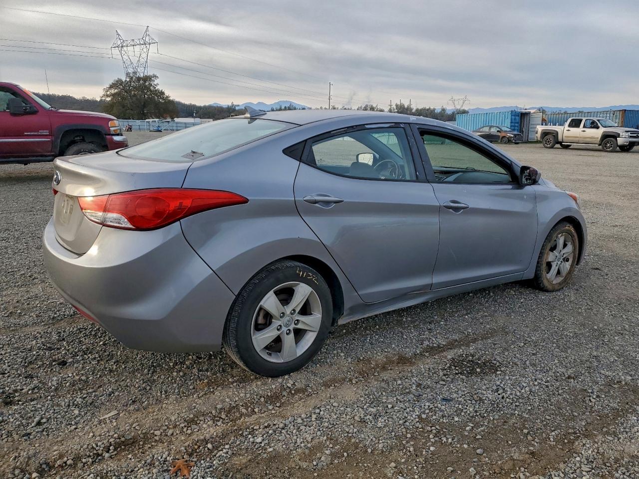 2013 Hyundai Elantra Gls - Фото 3