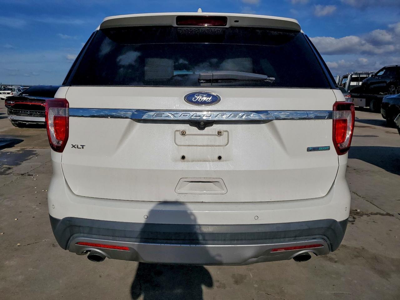 2016 Ford Explorer Xlt - Image 6