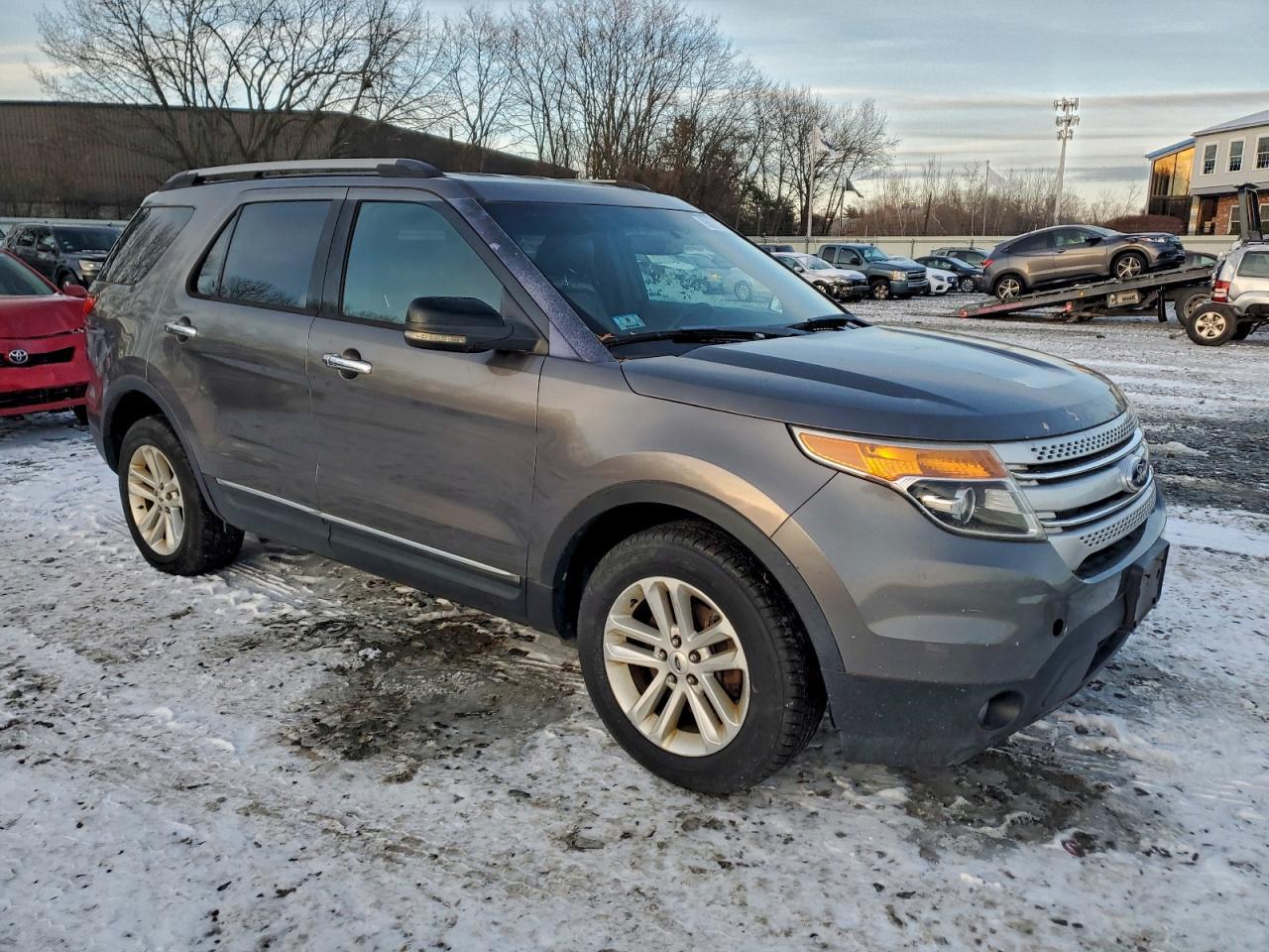 2012 Ford Explorer - Фото 4
