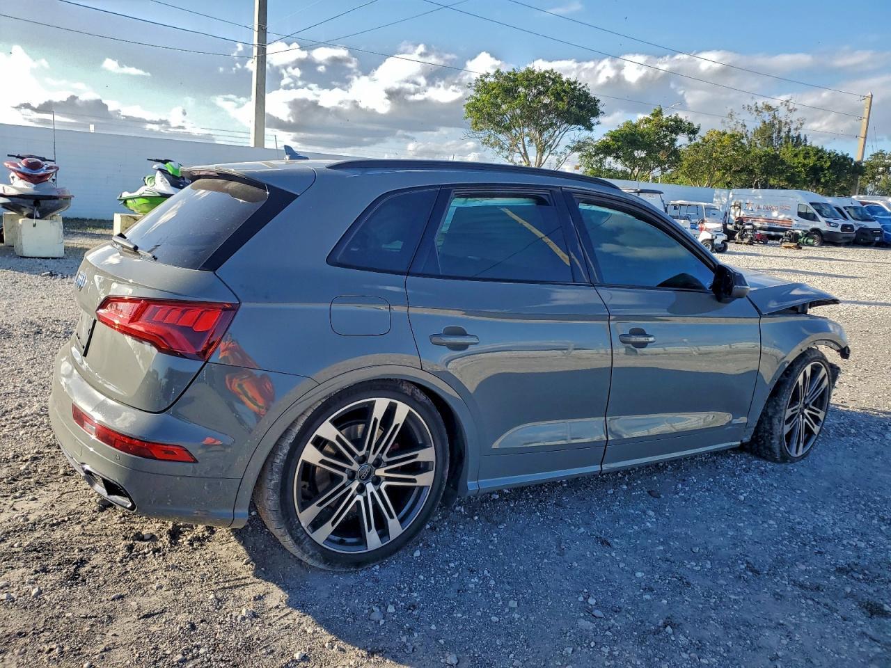 2019 Audi Sq5 Premium Plus - Фото 5