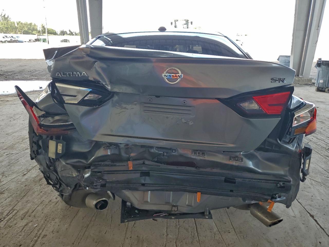 2019 Nissan Altima Sr - Фото 6