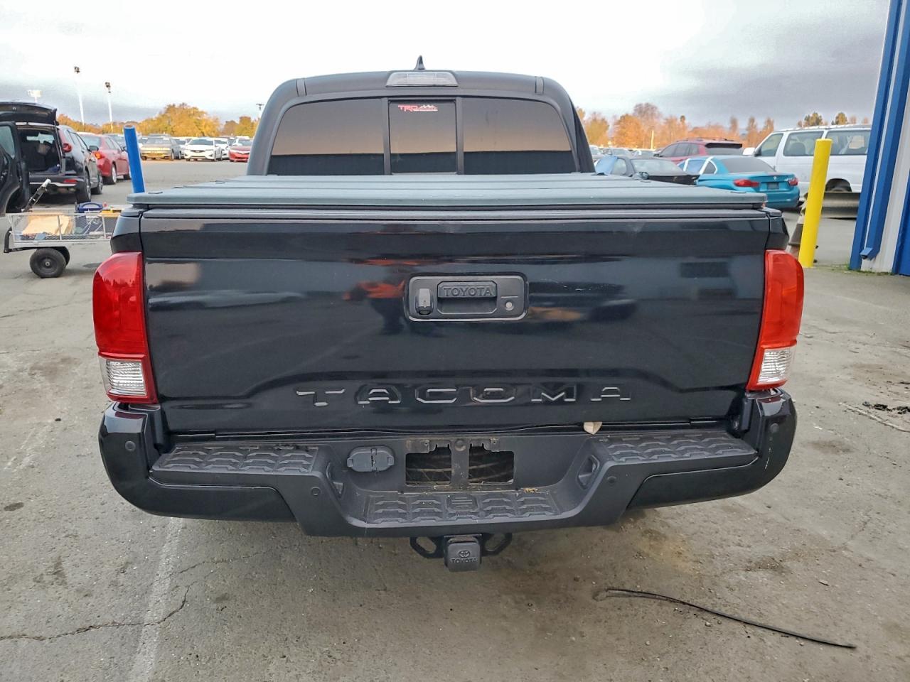 2016 Toyota Tacoma Double Cab - Image 6