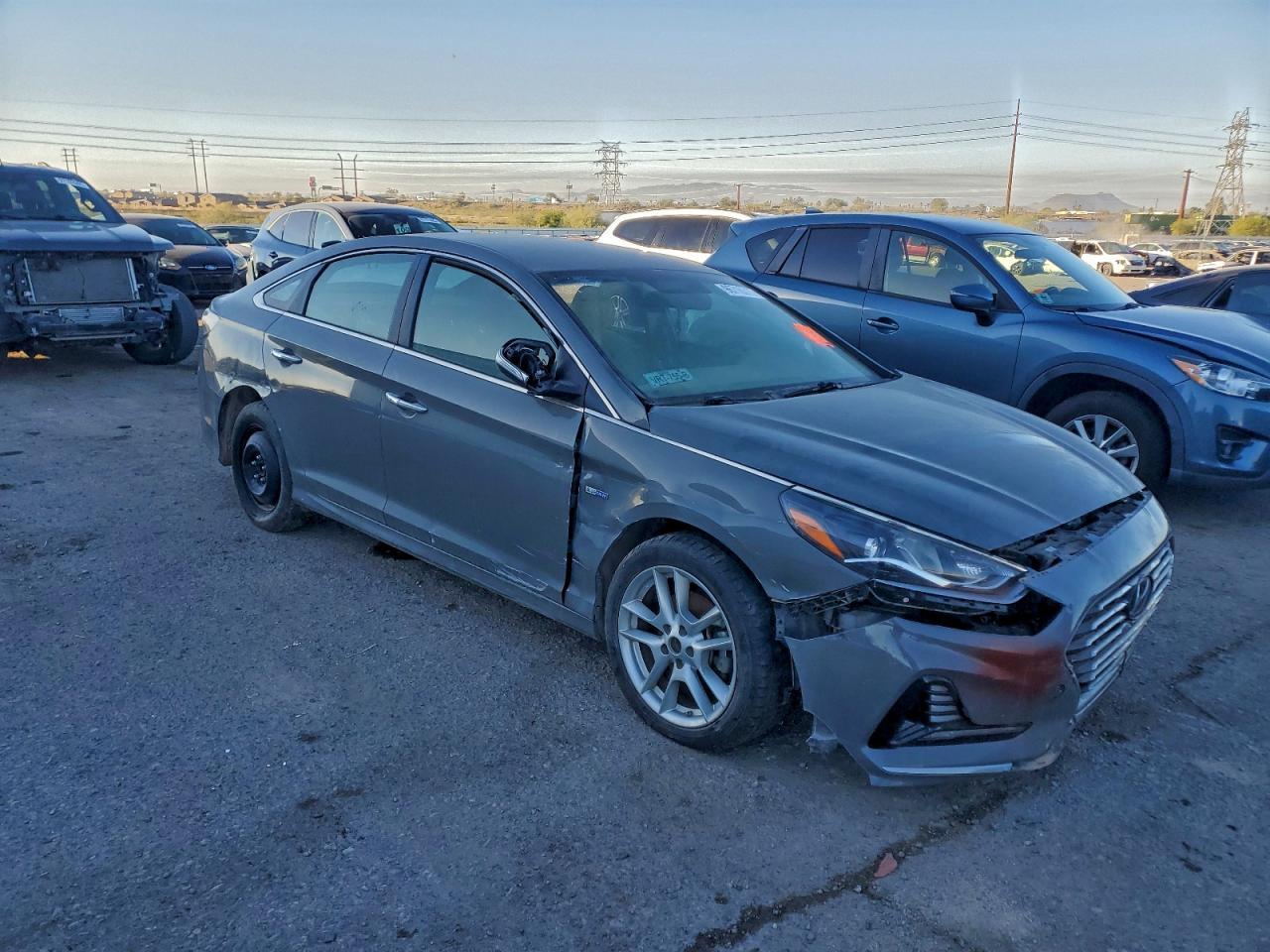 2019 Hyundai Sonata Hybrid - Image 4