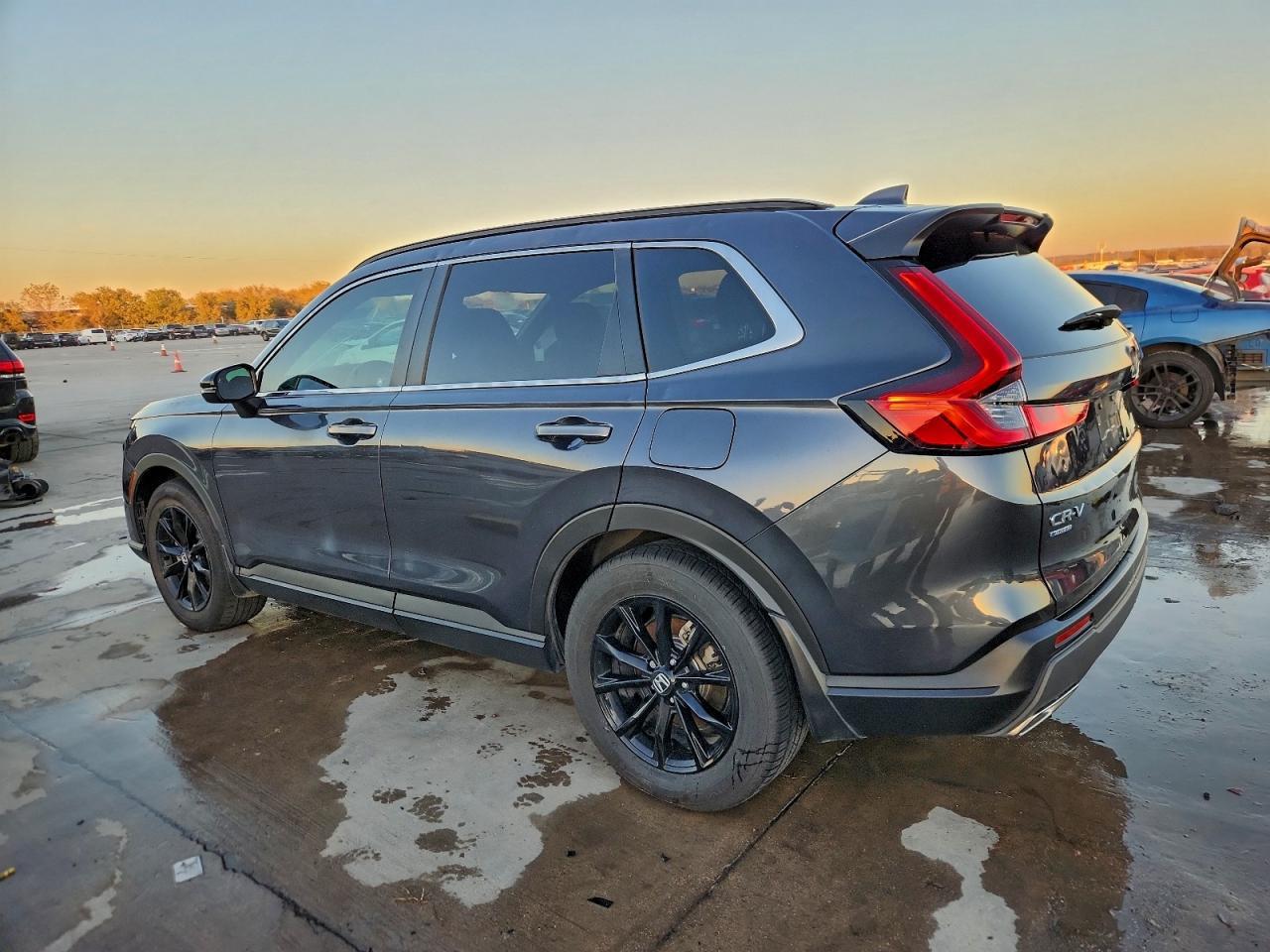 2025 Honda Cr-V Sport - Image 2