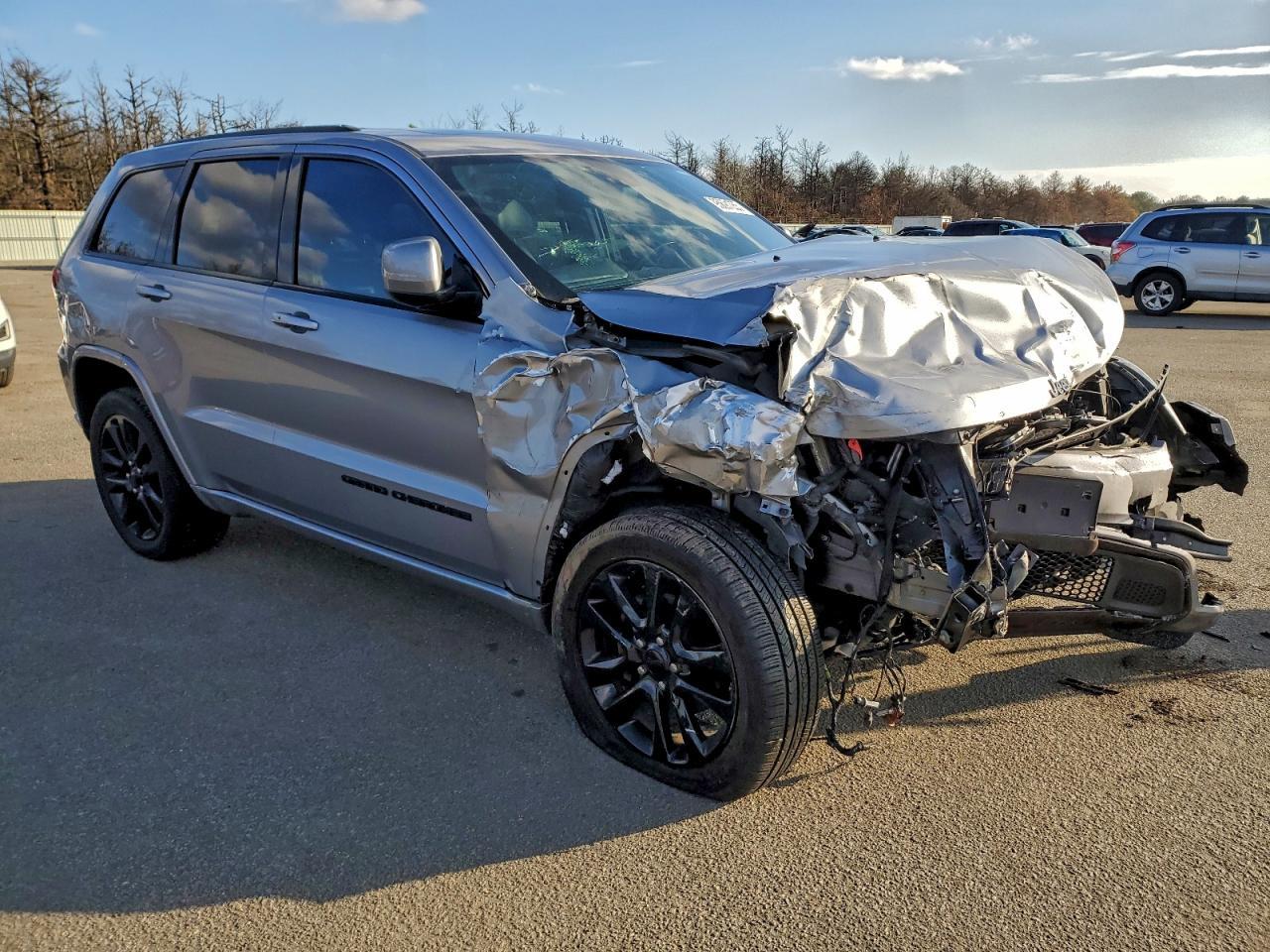 2019 Jeep Grand Cherokee Laredo - Фото 4