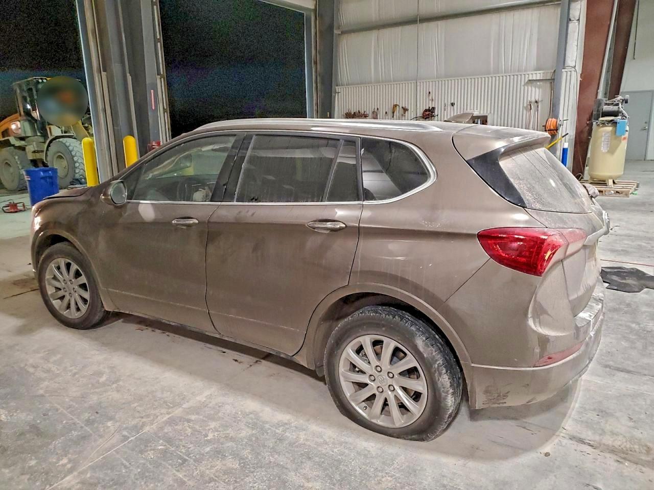 2019 Buick Envision Essence - Image 2