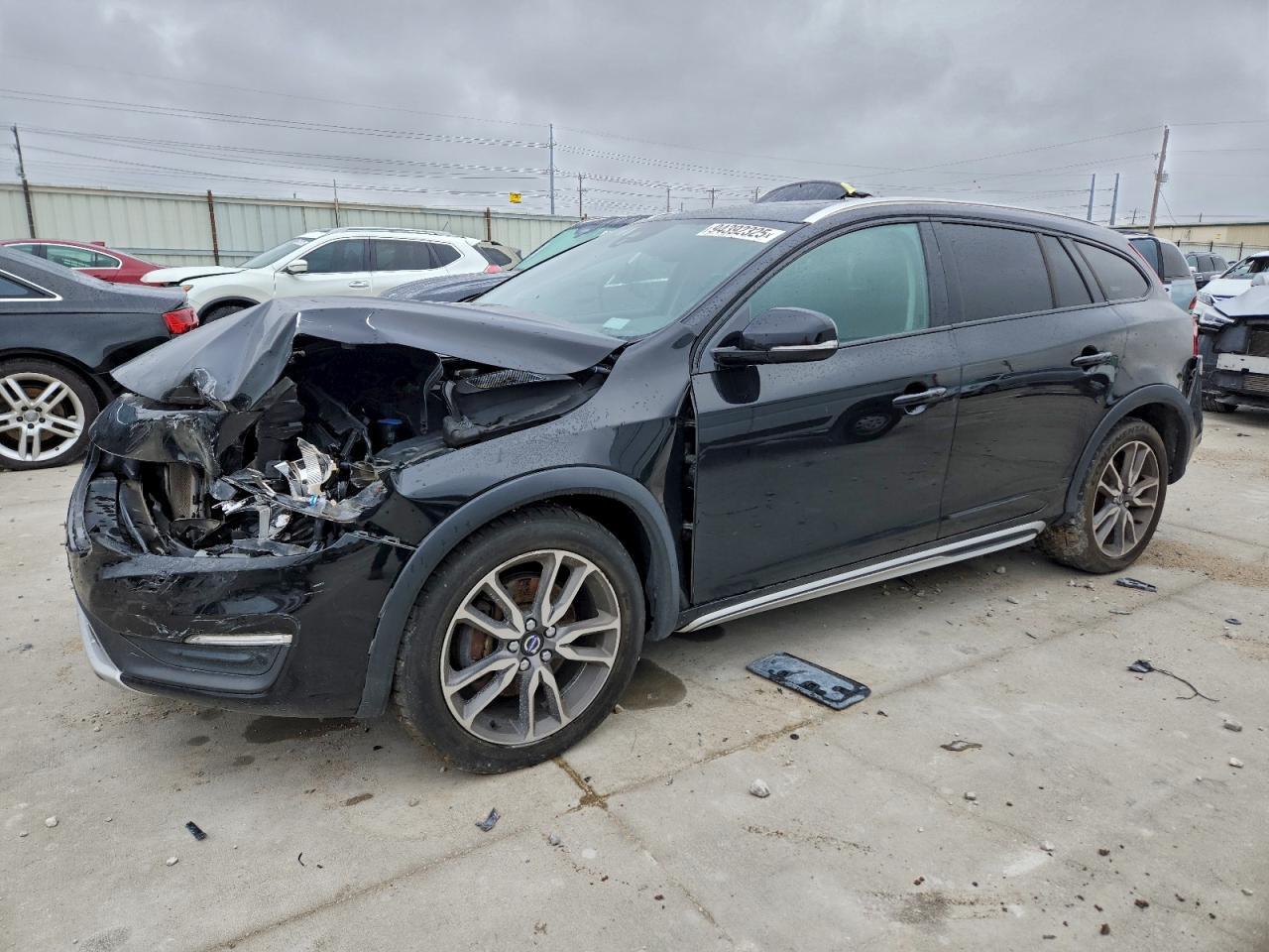 2015 Volvo V60 Cross Country Premier