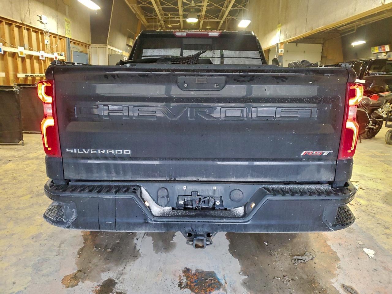 2019 Chevrolet Silverado K1500 Rst - Image 6