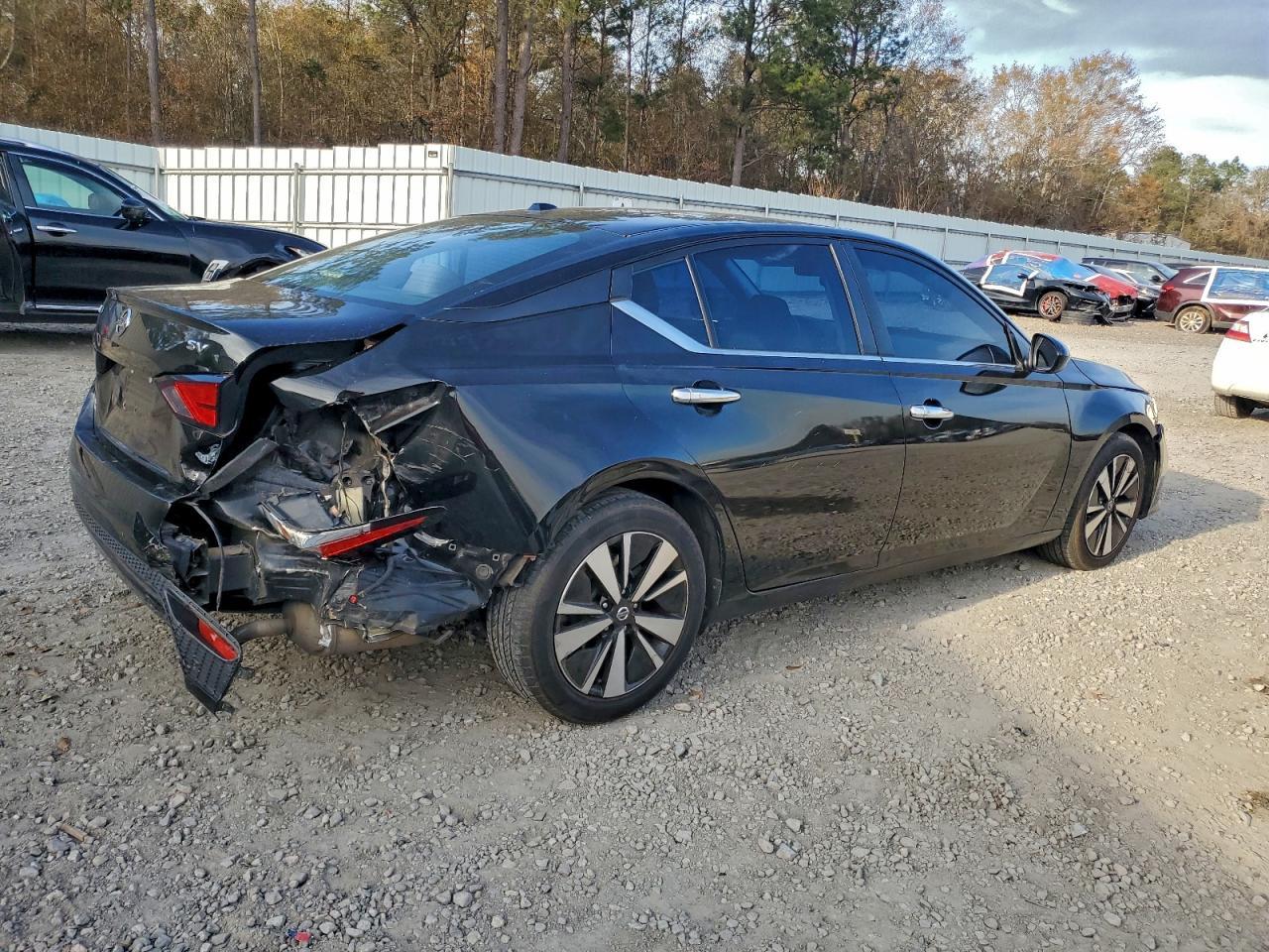 2021 Nissan Altima Sv - Фото 3